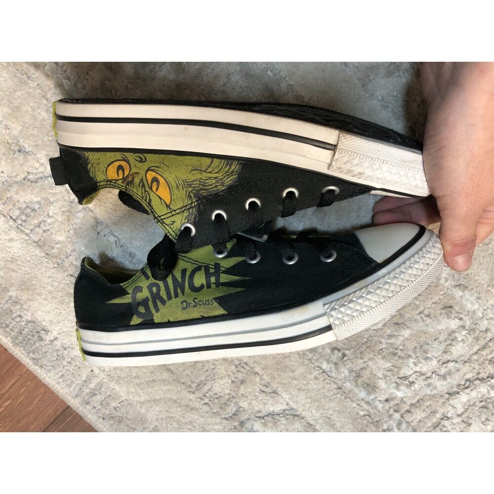 The Grinch Glow In The Dark Decal Youth Converse